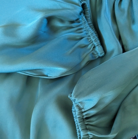 Lovers + Friends Green Satin Belted Long Sleeve Ivy Knee Length Dress Size XS - Picture 10 of 12